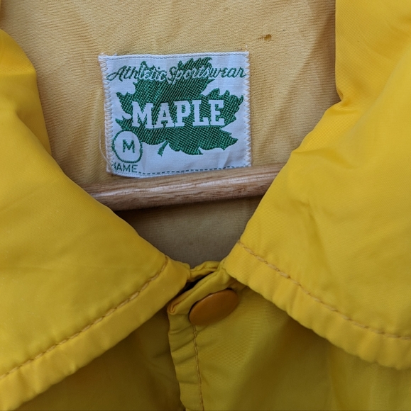 Vintage '80s Yellow Sports Jacket - Picture 4 of 7